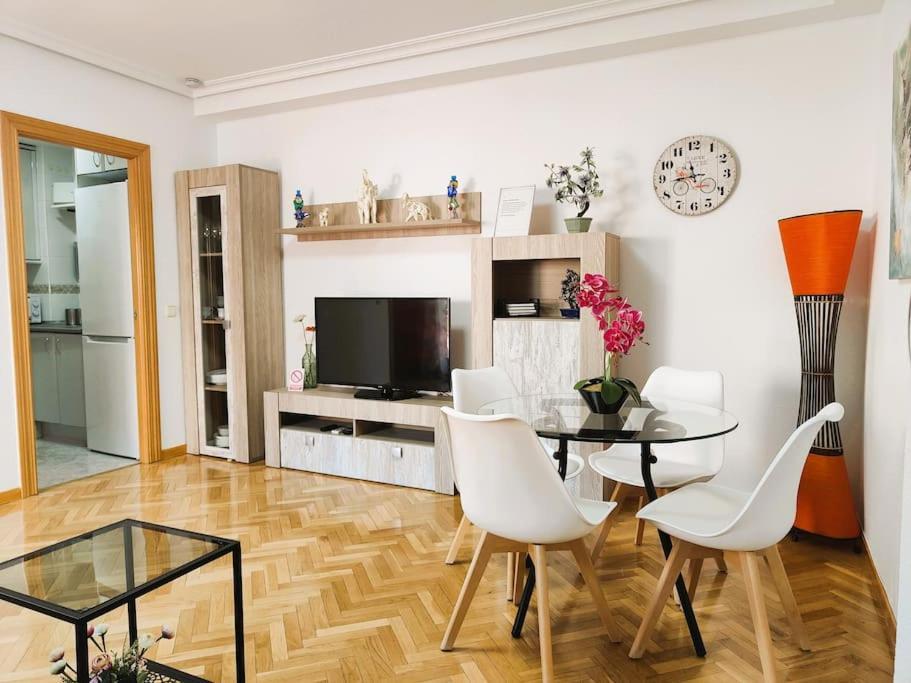 Apartamentos Turisticos Seviro Μαδρίτη Εξωτερικό φωτογραφία